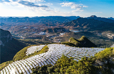 武安 借光生金，发展光伏发电，全面推广清洁能源